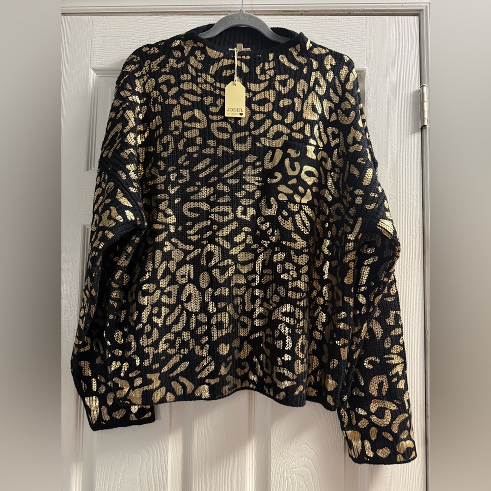 🆕 Jodifl Black And Gold Animal Print Sweater With Front Pocket Size XL